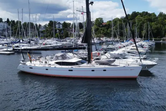 Oyster 655