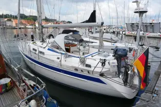 Thumbnail von Hallberg-Rassy 37