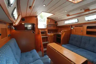 Thumbnail von Hallberg-Rassy 37