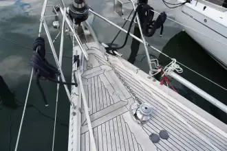 Thumbnail von Hallberg-Rassy 37