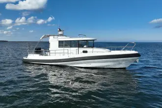 Paragon 31 Cabin