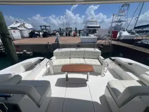 Thumbnail von Tiara Yachts 44 Coupe B.u.B.