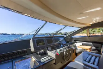 Thumbnail von Ferretti Yachts 731