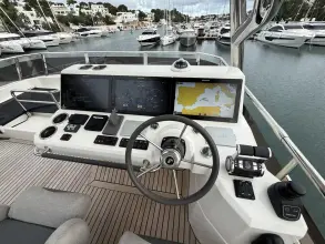 Thumbnail von Beneteau Grand Trawler  62