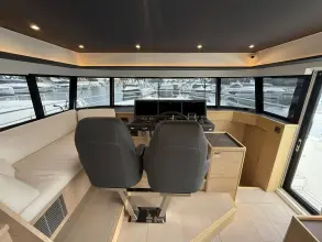 Thumbnail von Beneteau Grand Trawler  62