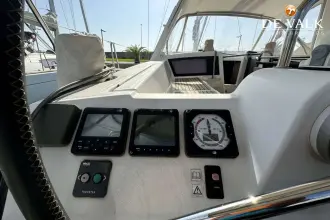 Thumbnail von Beneteau Oceanis 48