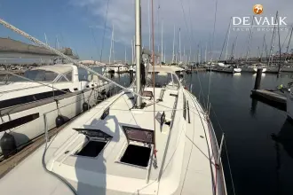 Thumbnail von Beneteau Oceanis 48
