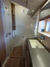 Thumbnail von Beneteau Oceanis Yacht 62.