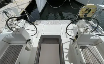 Thumbnail von Beneteau Oceanis 41.1.