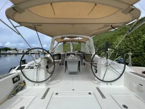 Thumbnail von Beneteau Oceanis 41.1.