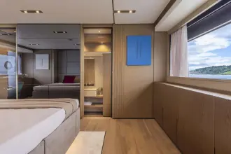 Thumbnail von Ferretti Yachts 1000 FERRETTI YACHTS 1000