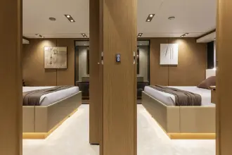 Thumbnail von Ferretti Yachts 1000 FERRETTI YACHTS 1000