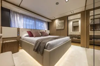 Thumbnail von Ferretti Yachts 1000 EPIC