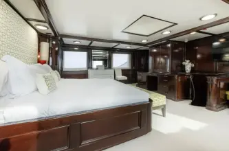 Thumbnail von Custom 61m Explorer Yacht Voyager