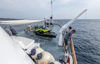 Thumbnail von Custom 61m Explorer Yacht Voyager
