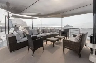 Thumbnail von Custom 61m Explorer Yacht Voyager