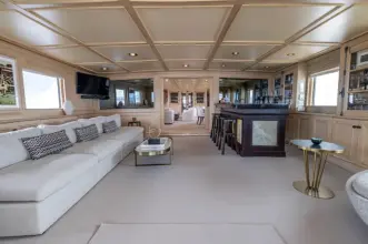Thumbnail von Custom 61m Explorer Yacht Voyager