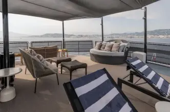 Thumbnail von Custom 61m Explorer Yacht Voyager