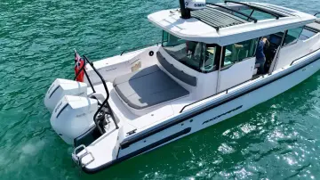 Thumbnail von Axopar 37 Cross Cabin LOLA