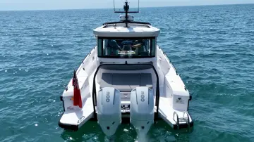 Thumbnail von Axopar 37 Cross Cabin LOLA