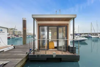 Thumbnail von Bluefield M250 Future order M250 Floating Home @ Limehouse