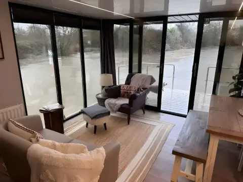 Waterlodge OASIS 3