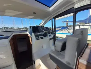 Thumbnail von Sealine C330 Tip-Sea