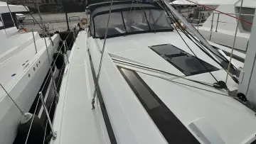 Thumbnail von Beneteau Oceanis 51.1 1725