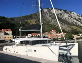Lagoon 450 F