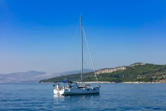 Thumbnail von Beneteau Oceanis 38.1