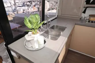 Thumbnail von Fountaine Pajot Lucia 40