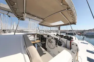 Thumbnail von Fountaine Pajot Lucia 40