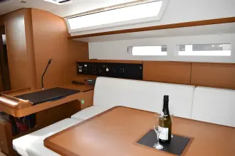 Thumbnail von Jeanneau Sun Odyssey 519