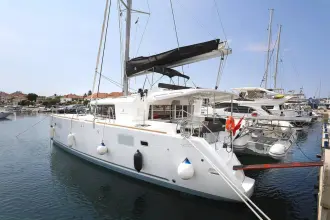 Lagoon 450 F