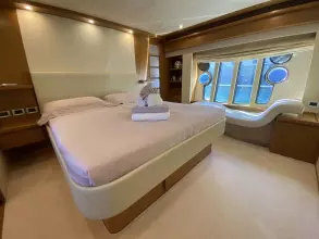 Thumbnail von Ferretti Yachts 780 FERRETTI YACHTS 780