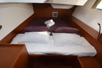 Thumbnail von Beneteau Oceanis 48