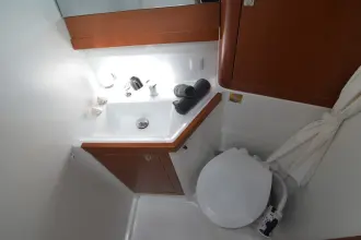 Thumbnail von Beneteau Oceanis 48