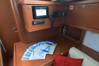 Thumbnail von Beneteau Oceanis 48