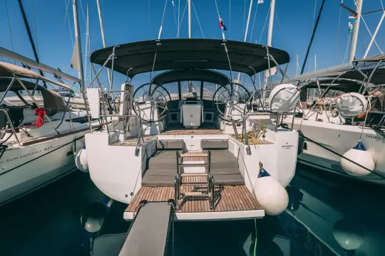Jeanneau Yachts 54