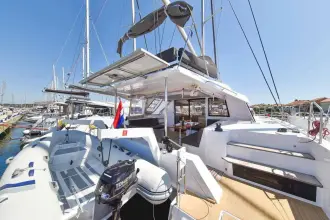 Thumbnail von Nautitech 46 Fly