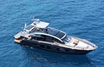 Galeon 700 Skydeck