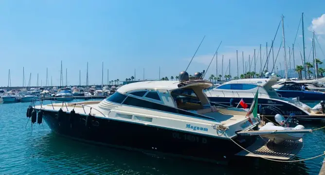 Magnum 53 Sport