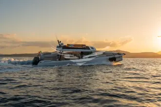 Axopar 45 XC Cross Cabin