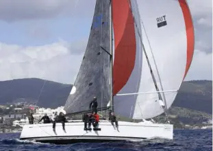 Grand Soleil 39