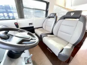 Thumbnail von Fairline Squadron 50