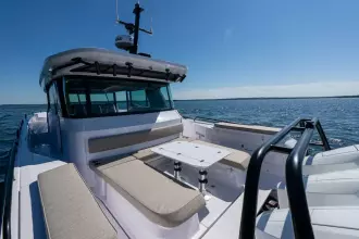 Thumbnail von Axopar 45 XC Cross Cabin Stock 2