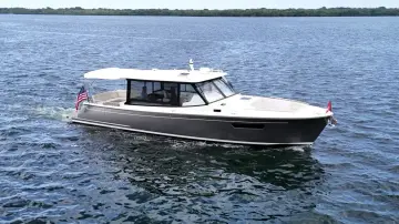 MJM Yachts 4