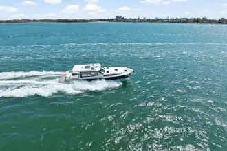Thumbnail von MJM Yachts 42