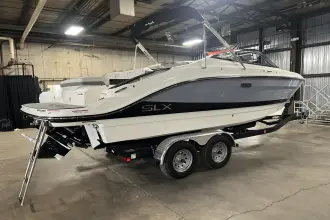Thumbnail von Sea Ray SLX 260