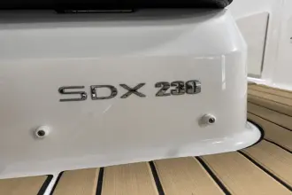 Thumbnail von Sea Ray SDX 230 Outboard